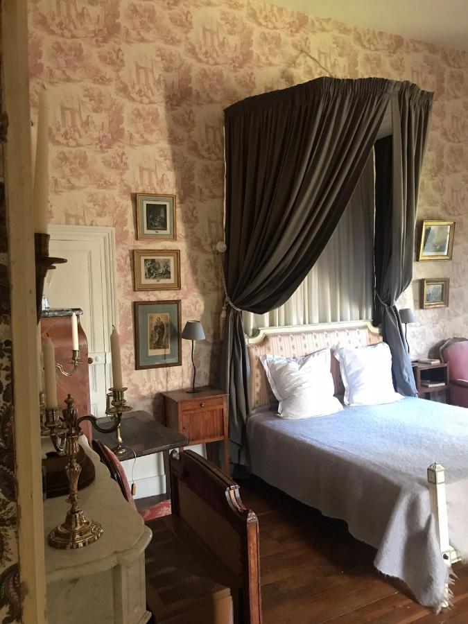 Chateau De Vesset Treteau ภายนอก รูปภาพ