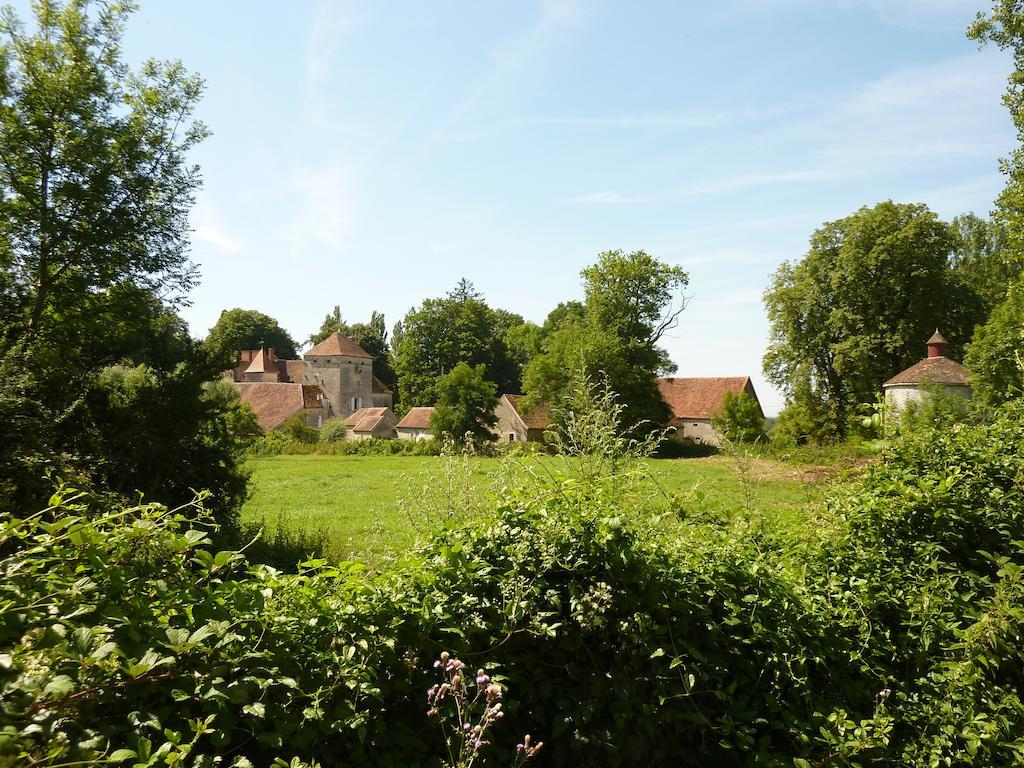 Chateau De Vesset Treteau ภายนอก รูปภาพ